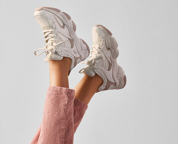 H&Eacute;TK&Ouml;ZNAPI